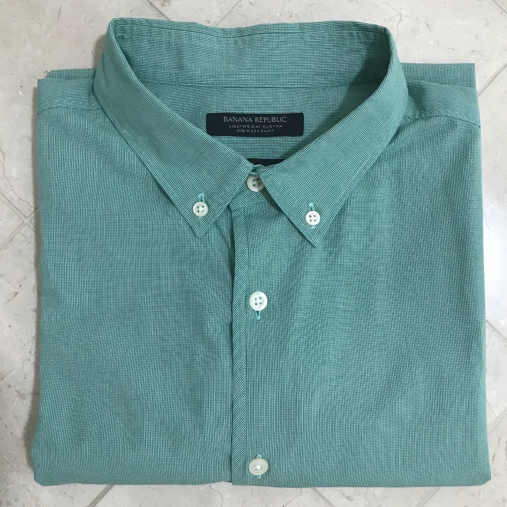 Banana Republic Camden Short Sleeve - L